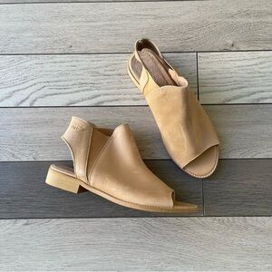 Musse & Cloud Tan Open-Toe Sandals